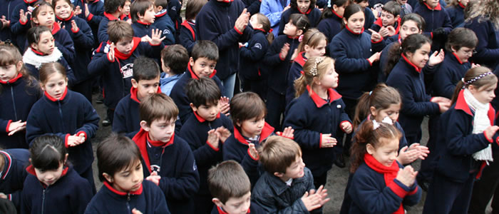 Egresados de escuela primaria del Colegio JFK